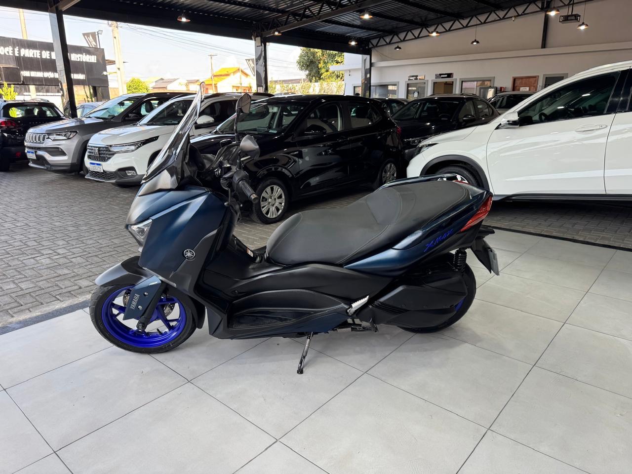 YAMAHA XMAX 250 CONNECTED ABS