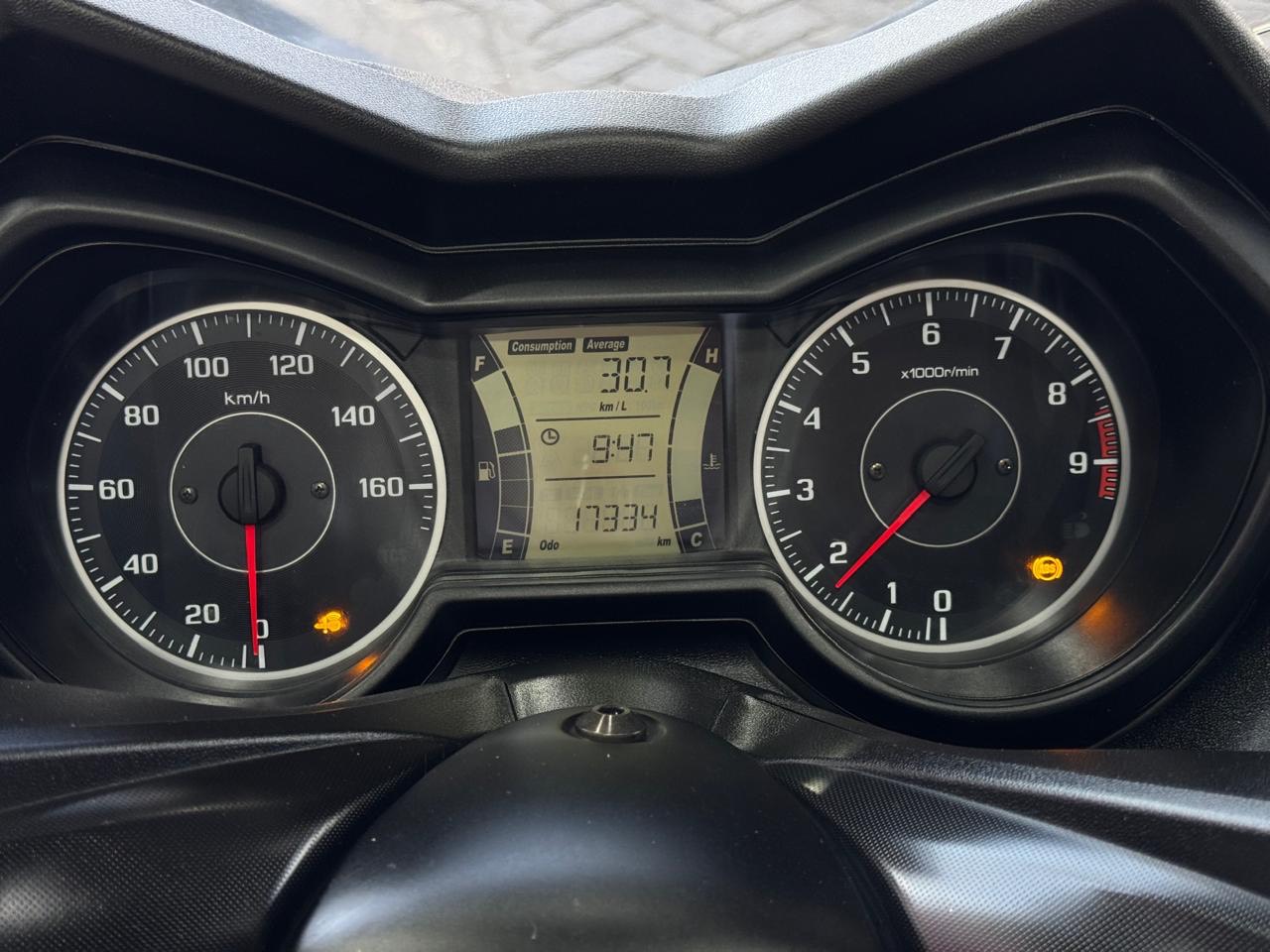 YAMAHA XMAX 250 CONNECTED ABS