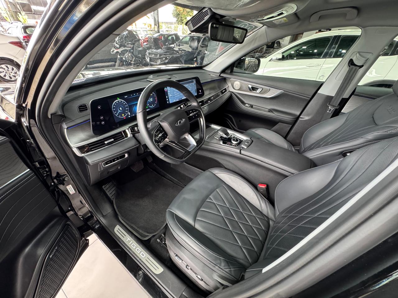 CHERY TIGGO 8