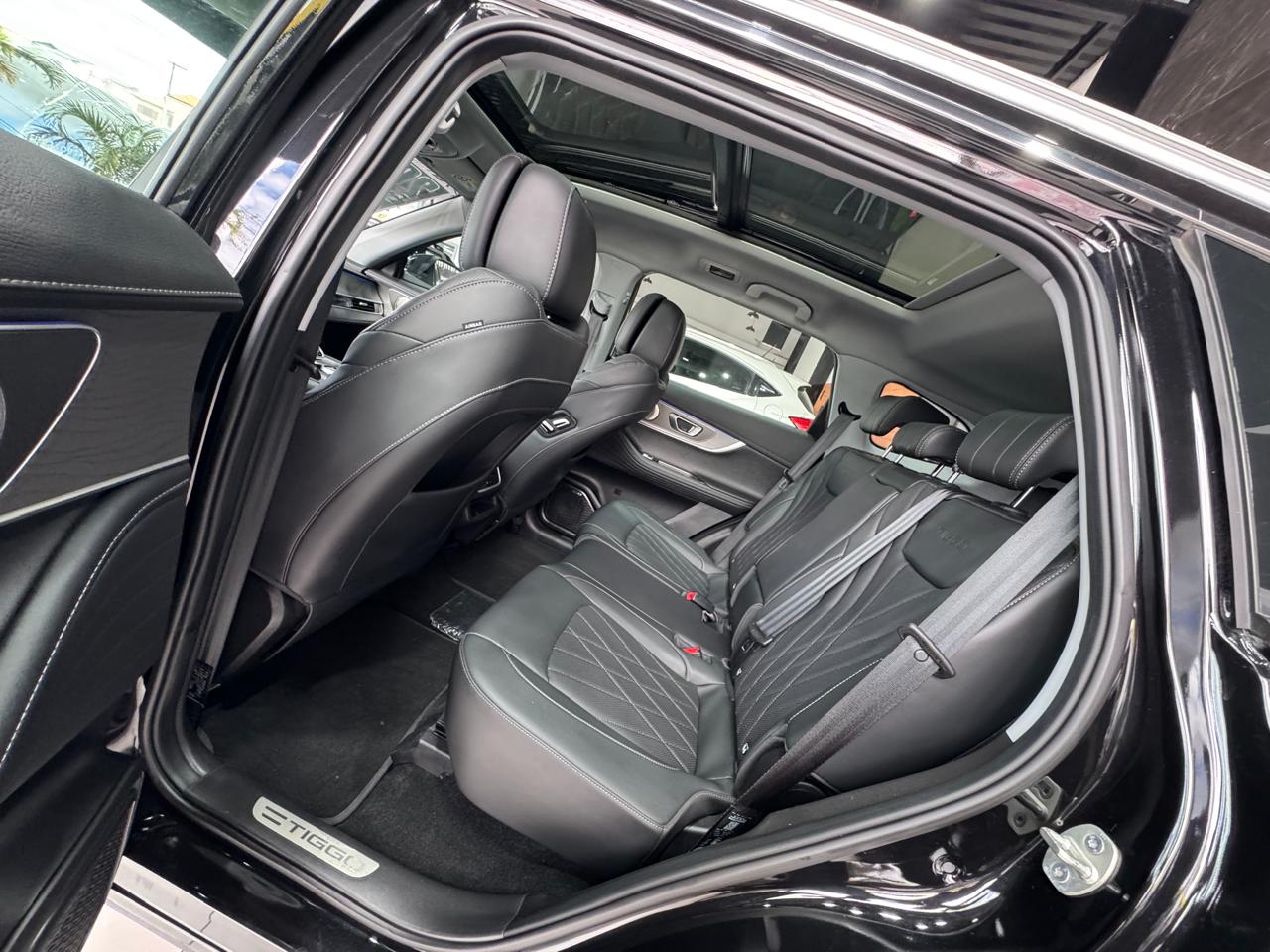CHERY TIGGO 8