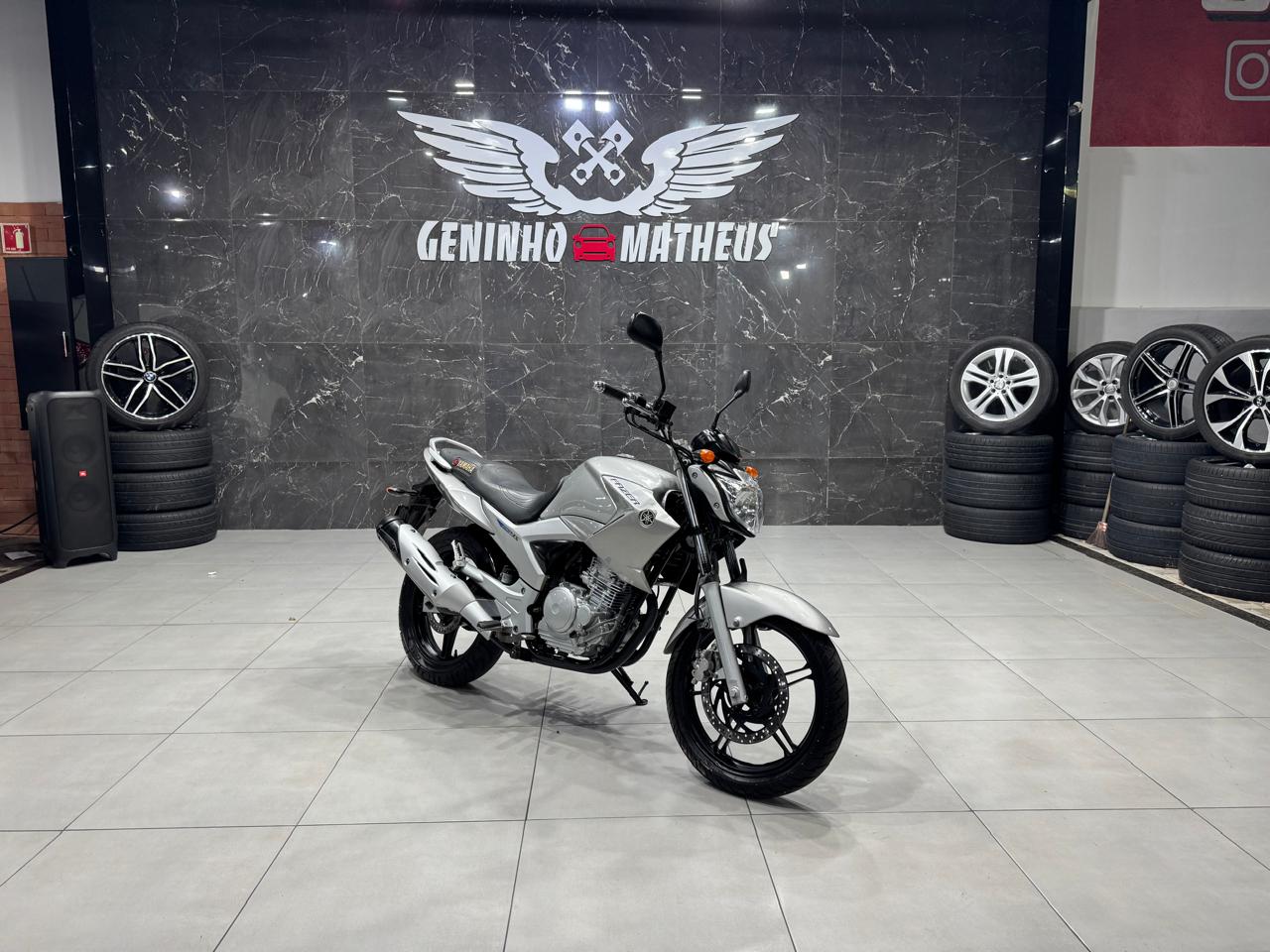 YAMAHA FAZER 250 BLUEFLEX