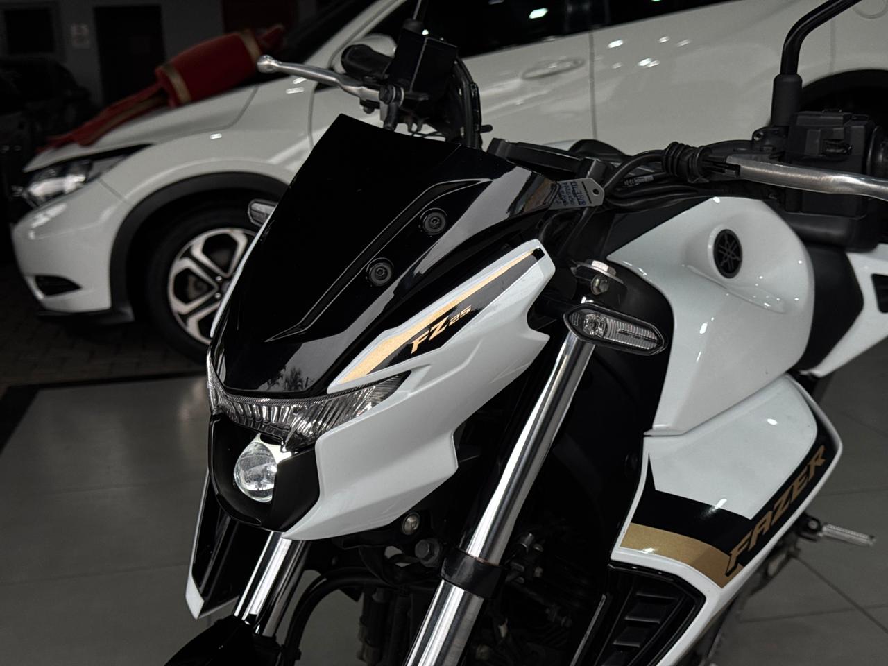 YAMAHA FZ25 FAZER ABS