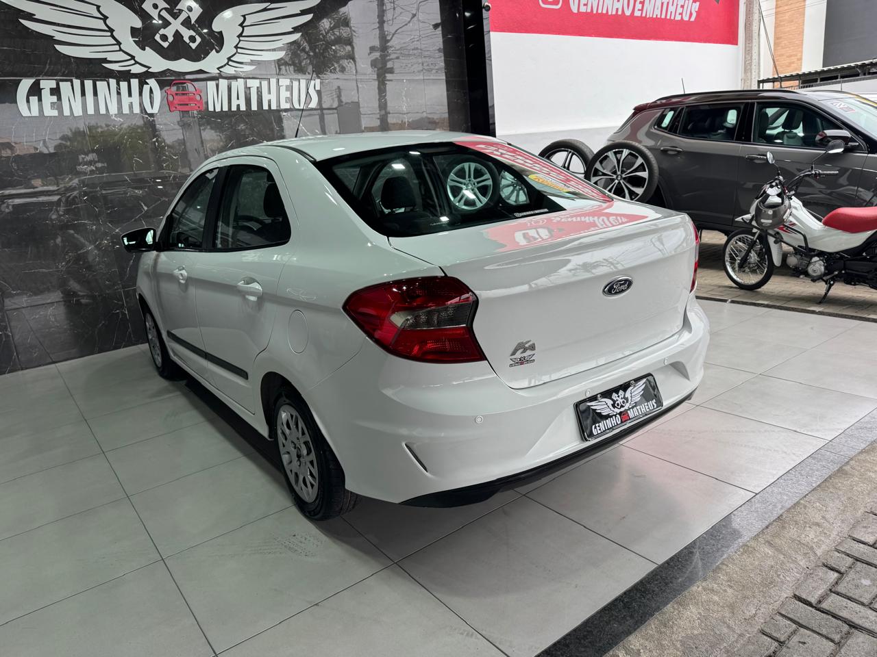 FORD KA