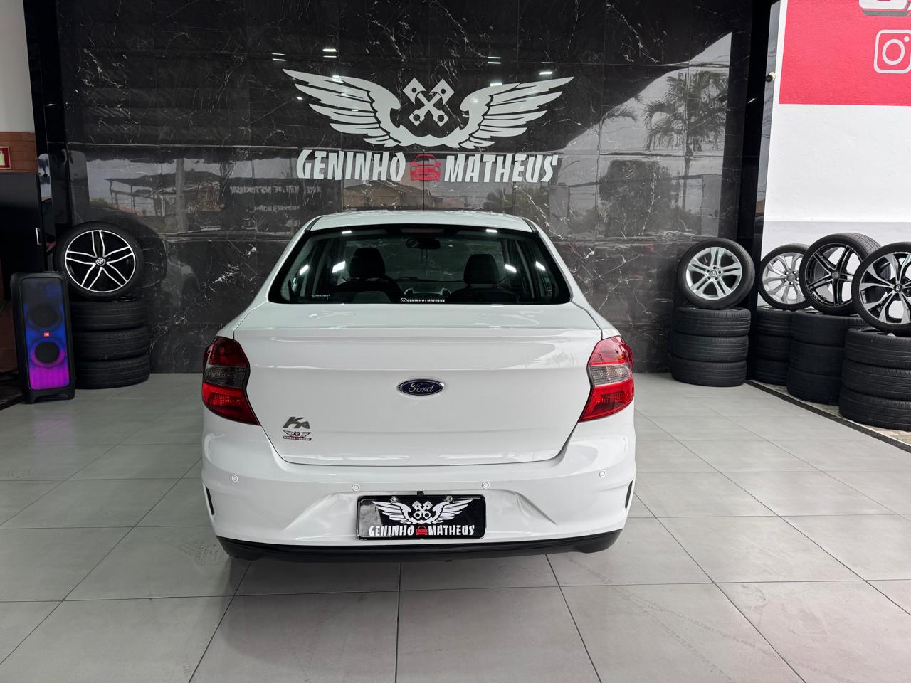 FORD KA