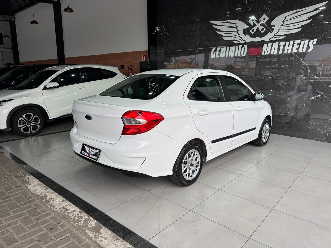 FORD KA