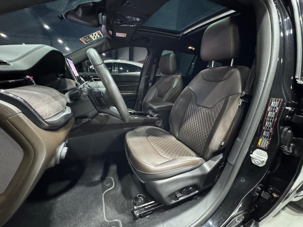 JEEP COMMANDER