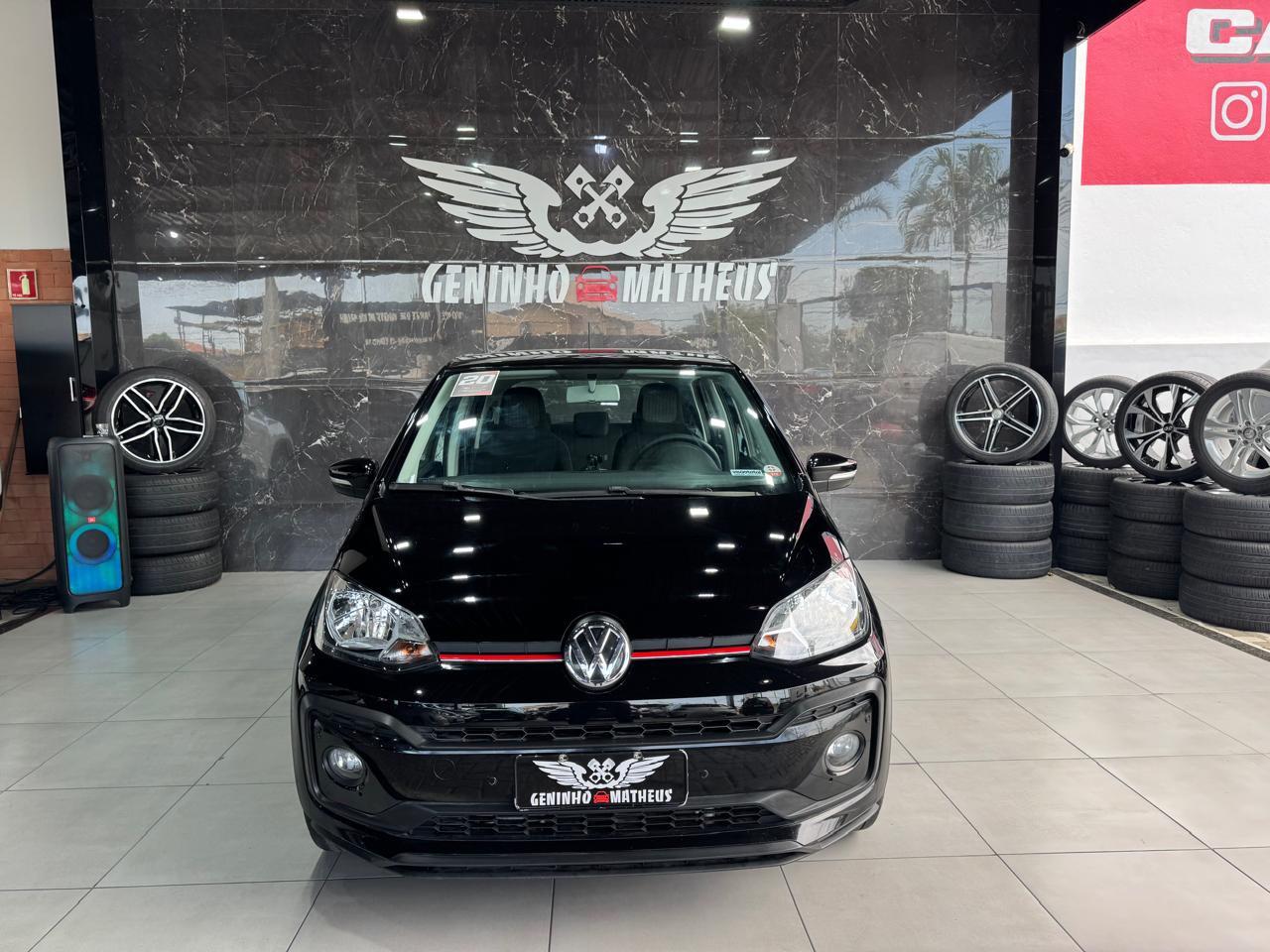 VOLKSWAGEN UP