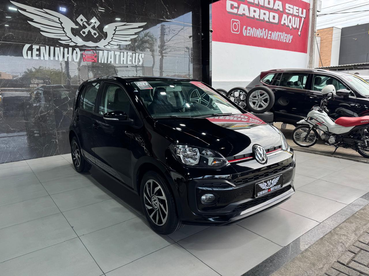 VOLKSWAGEN UP