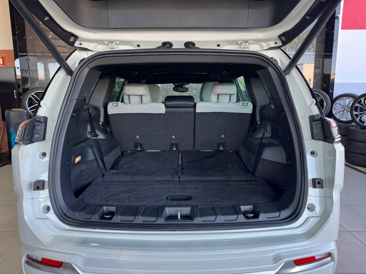 JEEP COMMANDER