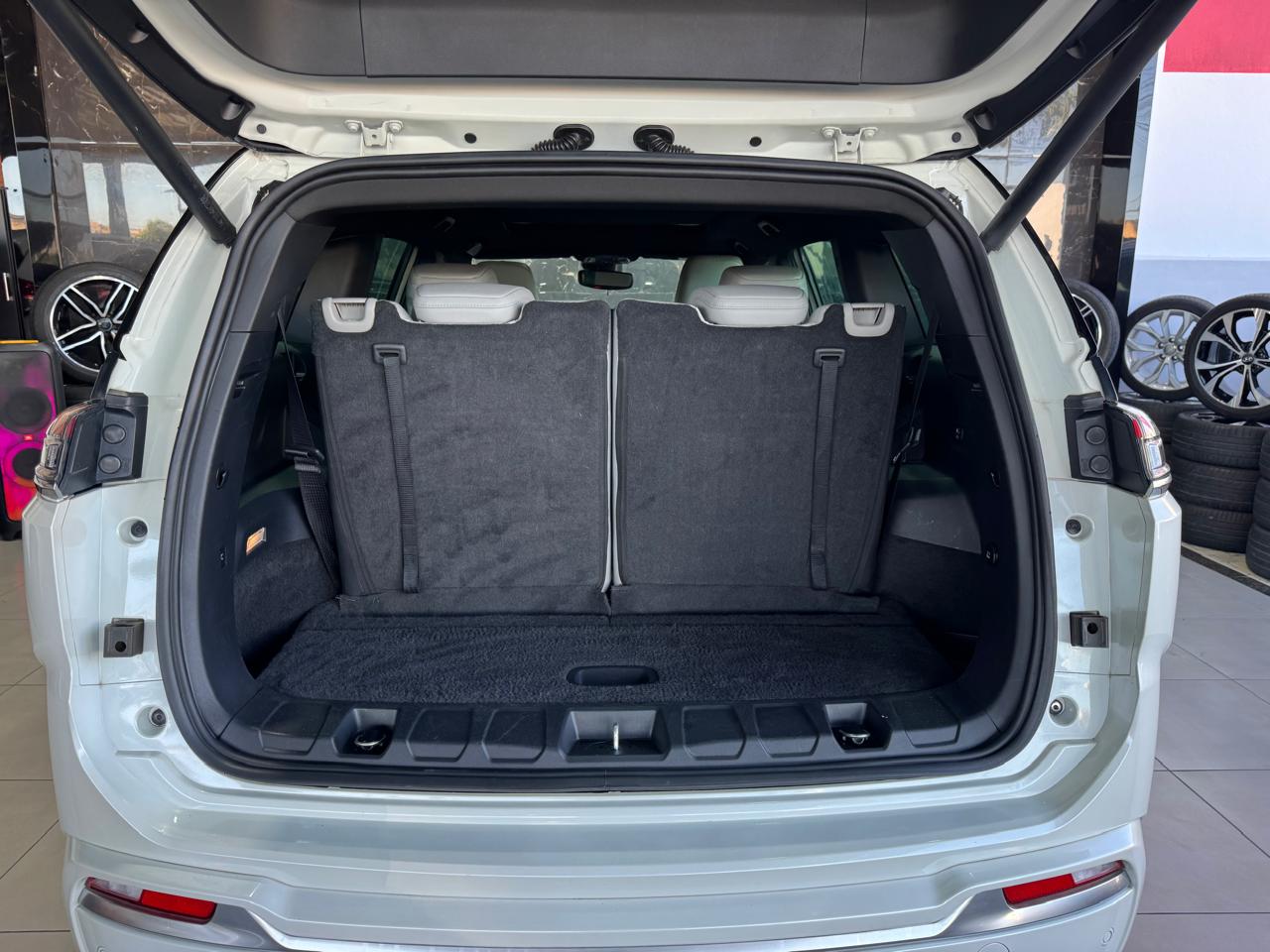 JEEP COMMANDER