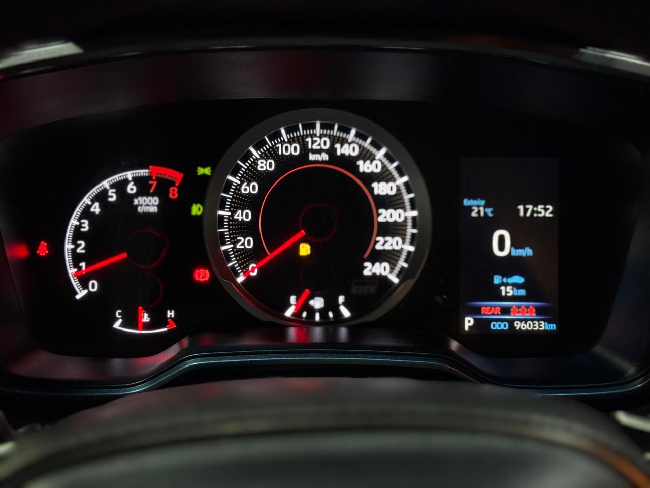 TOYOTA COROLLA