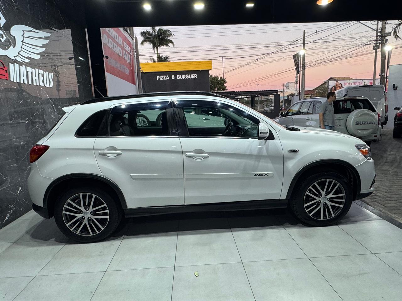 MITSUBISHI ASX