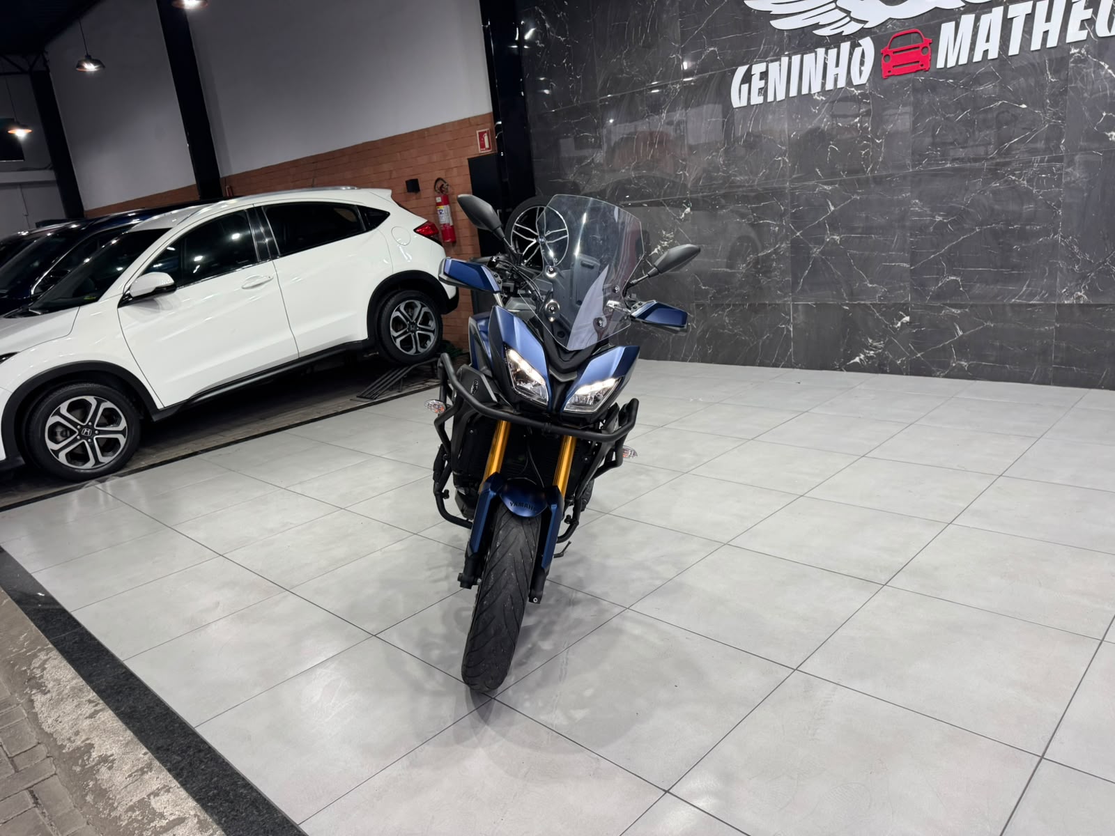 YAMAHA MT-09 TRACER