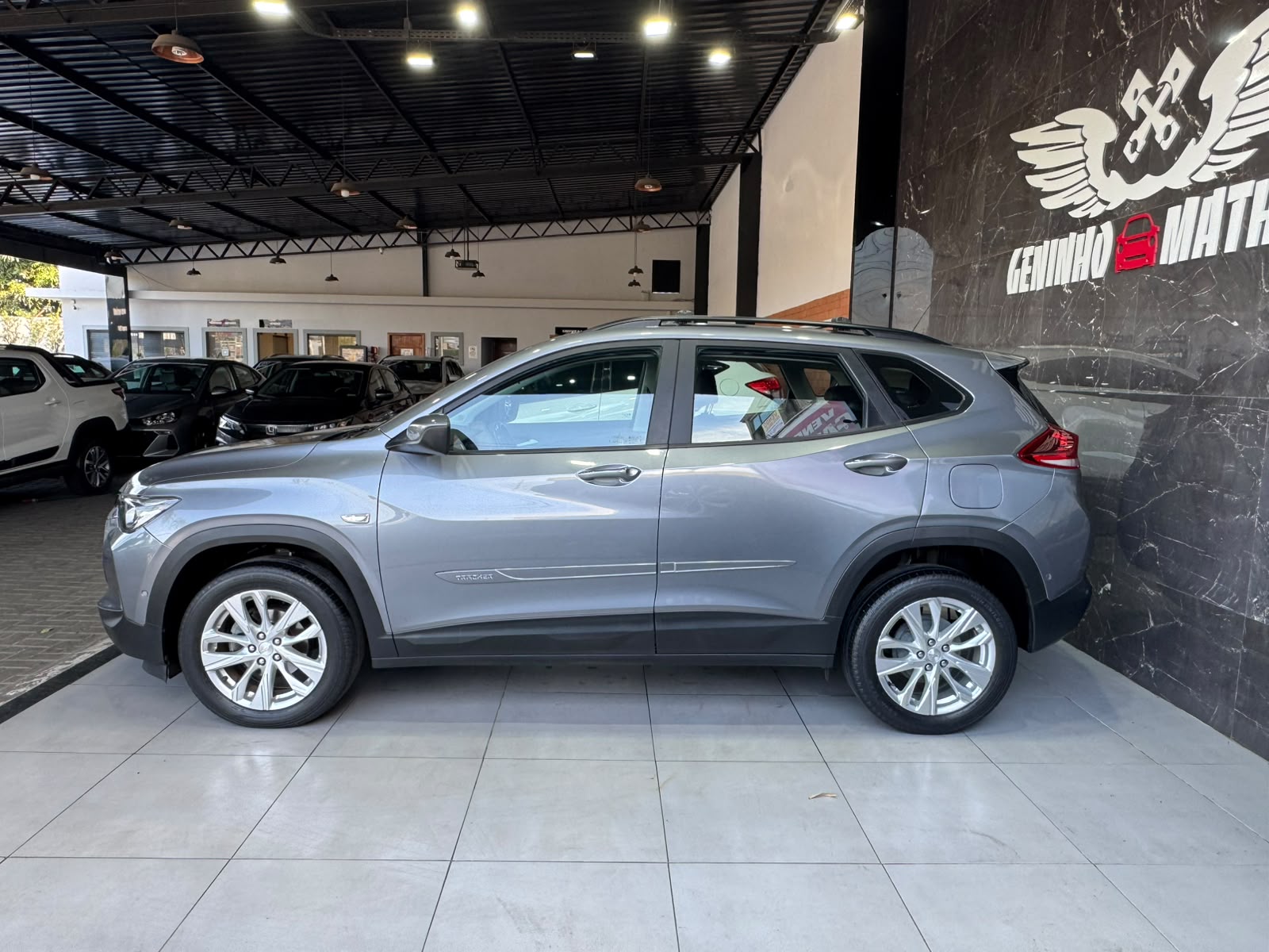 CHEVROLET TRACKER