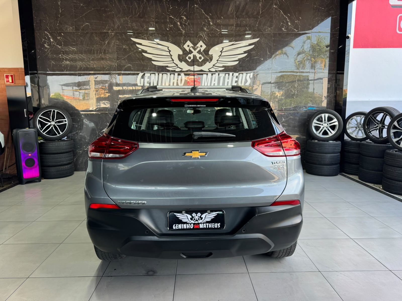 CHEVROLET TRACKER