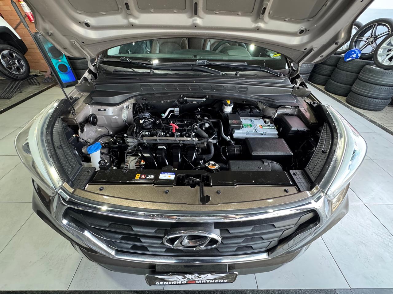 HYUNDAI CRETA