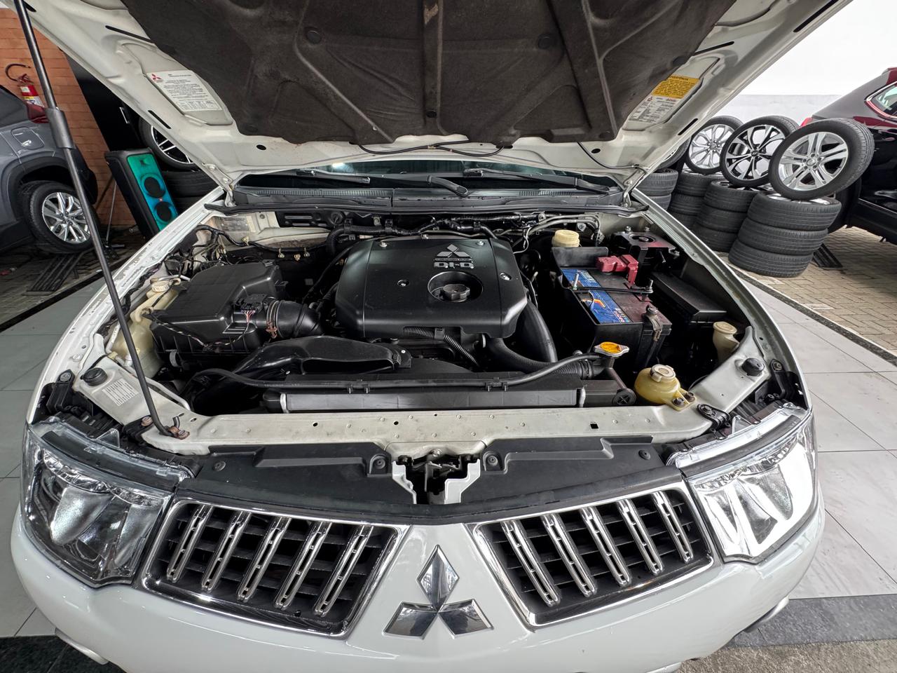 MITSUBISHI PAJERO DAKAR