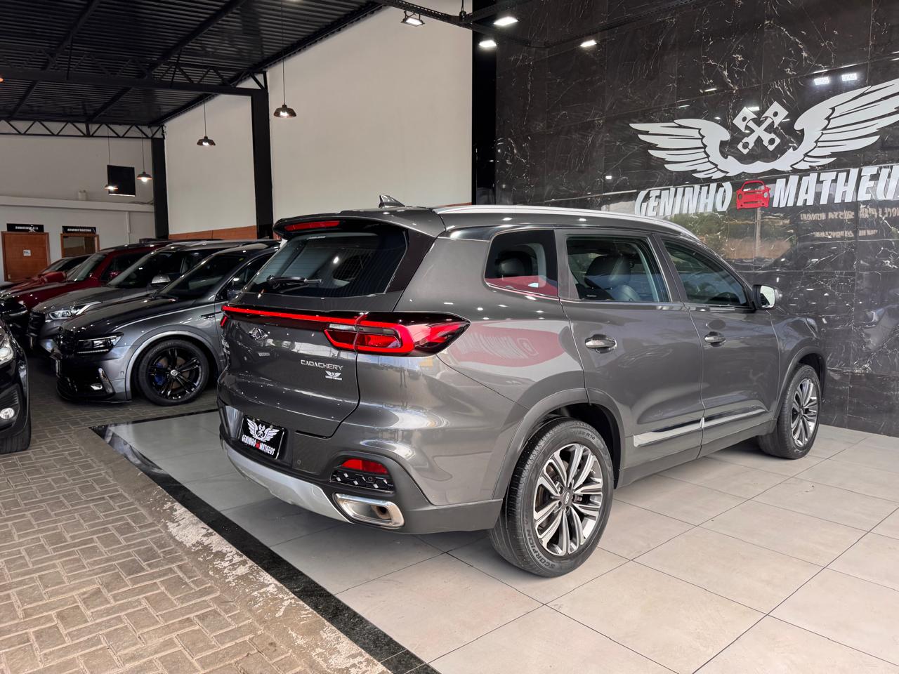 CHERY TIGGO 8