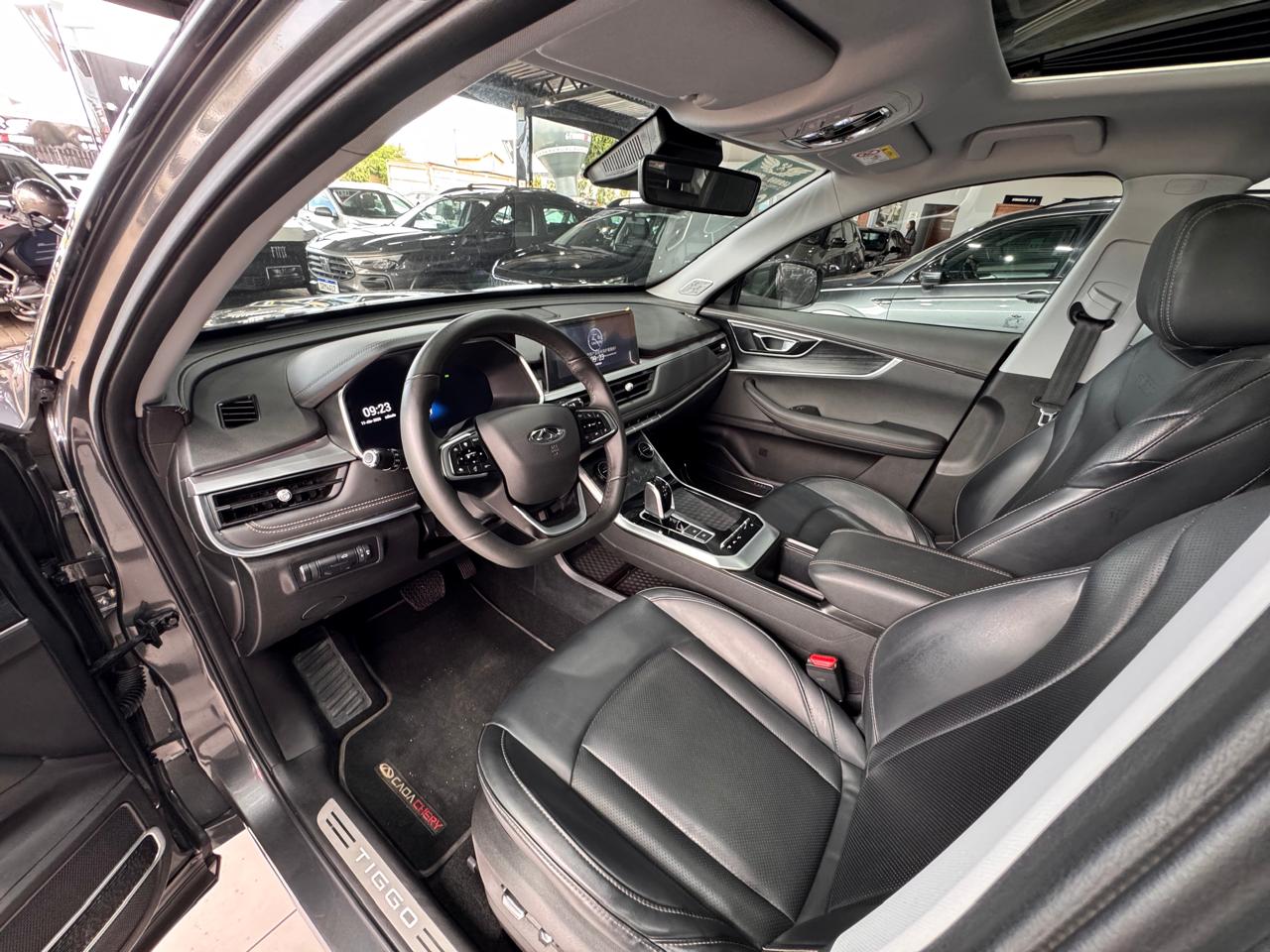 CHERY TIGGO 8