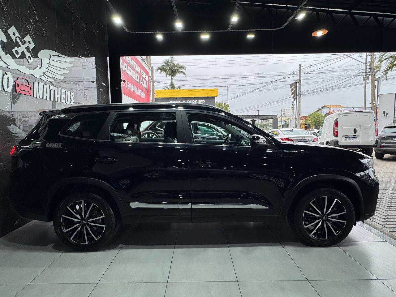 CHERY TIGGO 8
