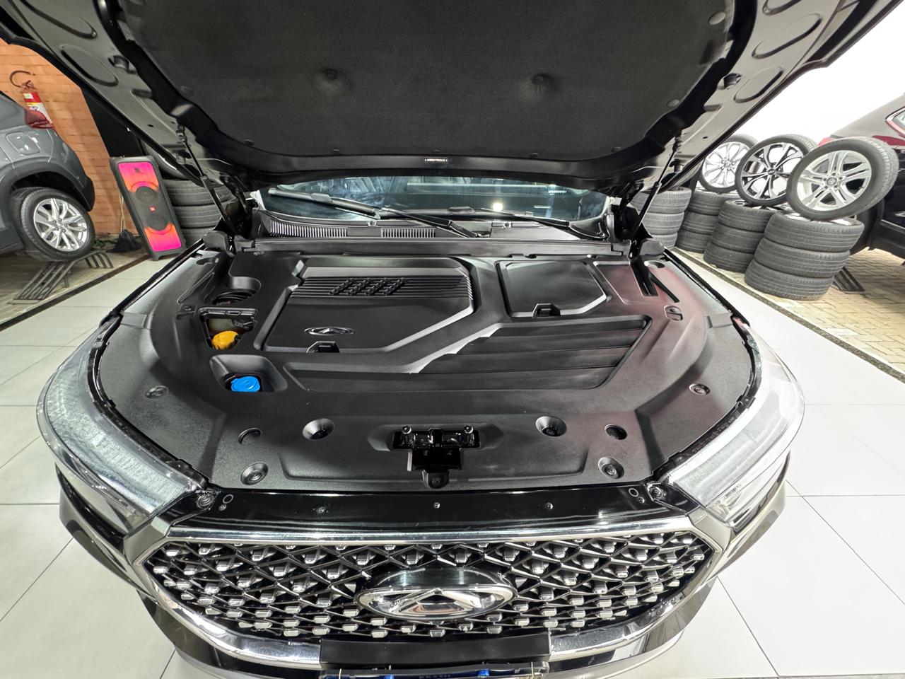 CHERY TIGGO 8