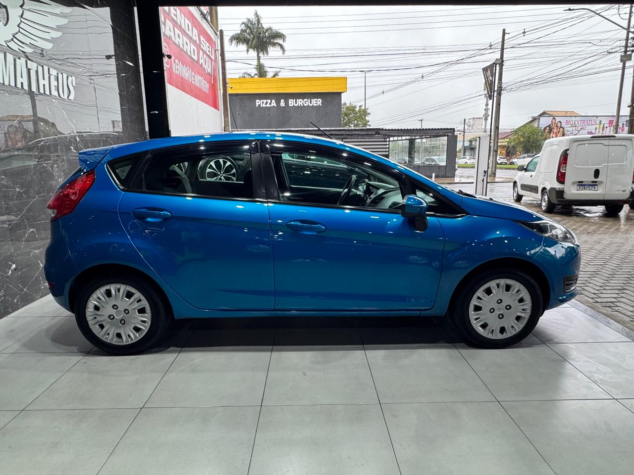 FORD FIESTA