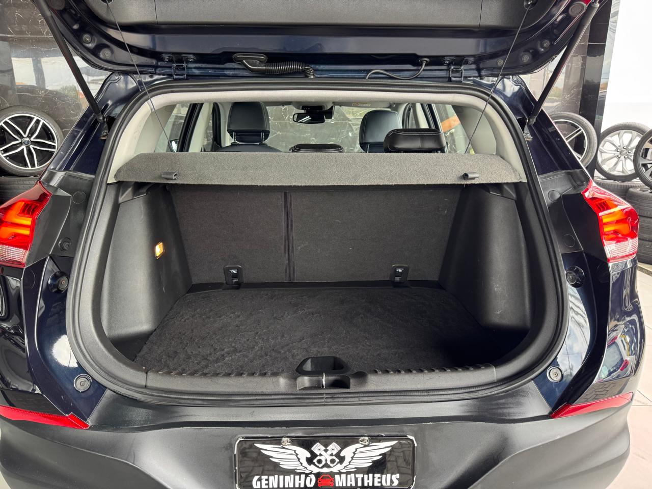 CHEVROLET TRACKER