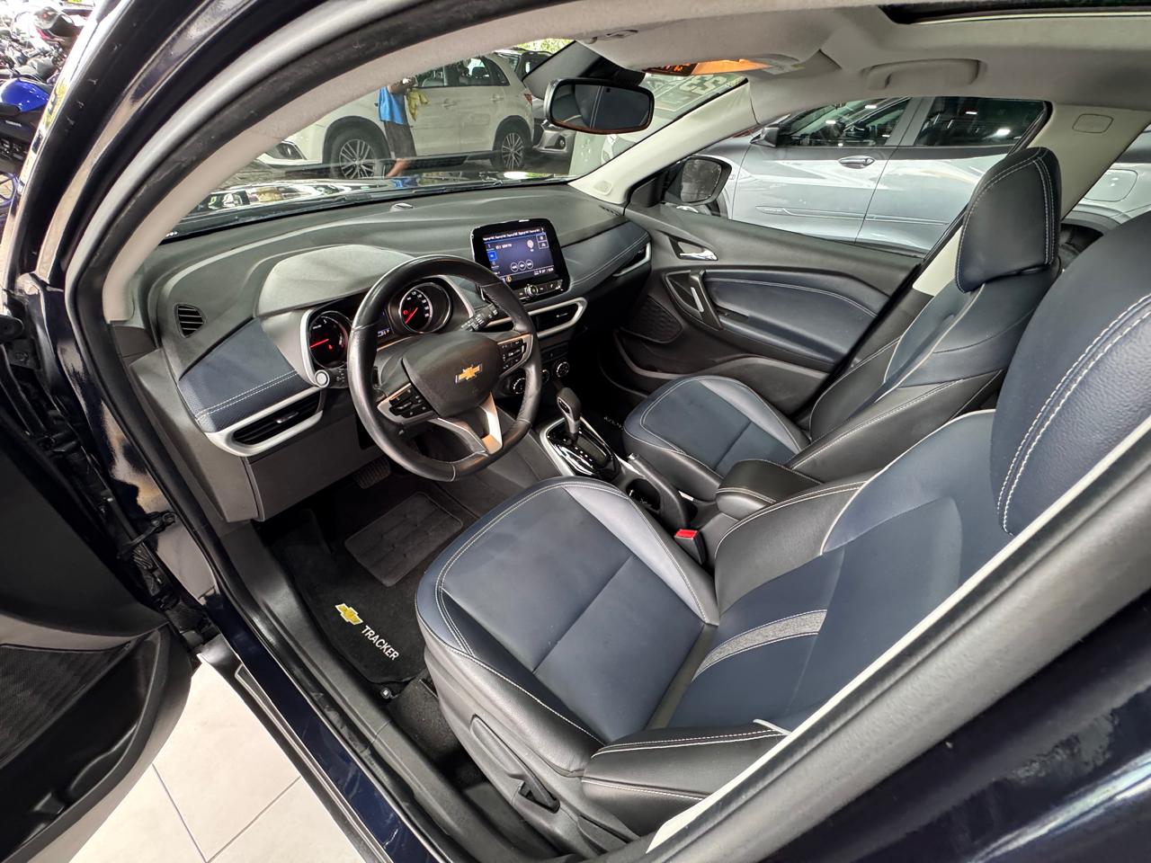 CHEVROLET TRACKER