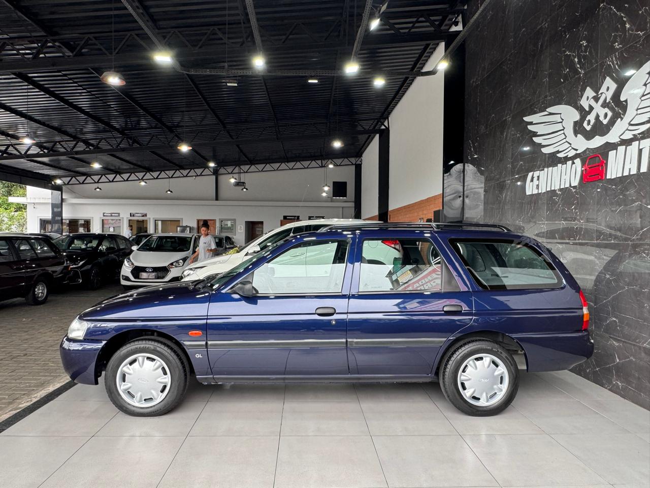 FORD ESCORT