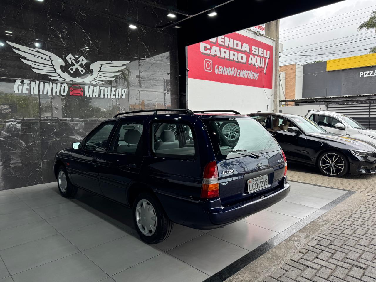 FORD ESCORT
