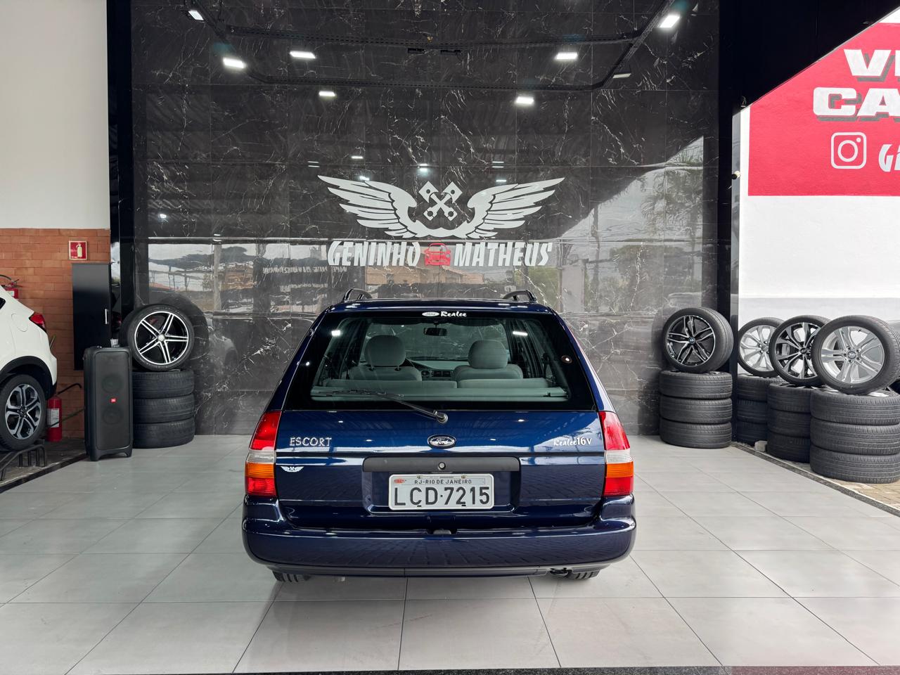 FORD ESCORT
