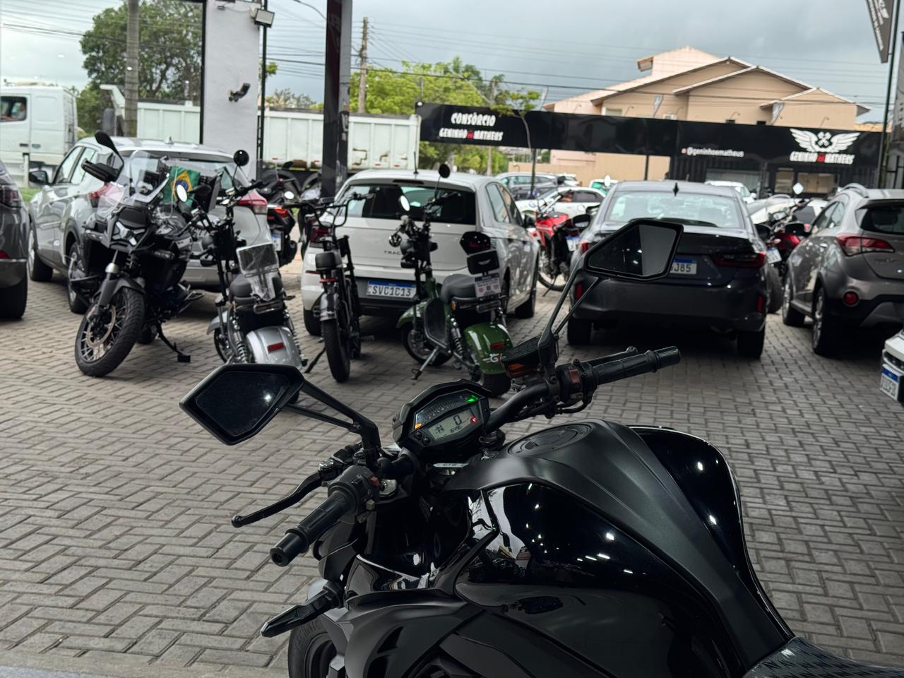 KAWASAKI Z1000 ABS