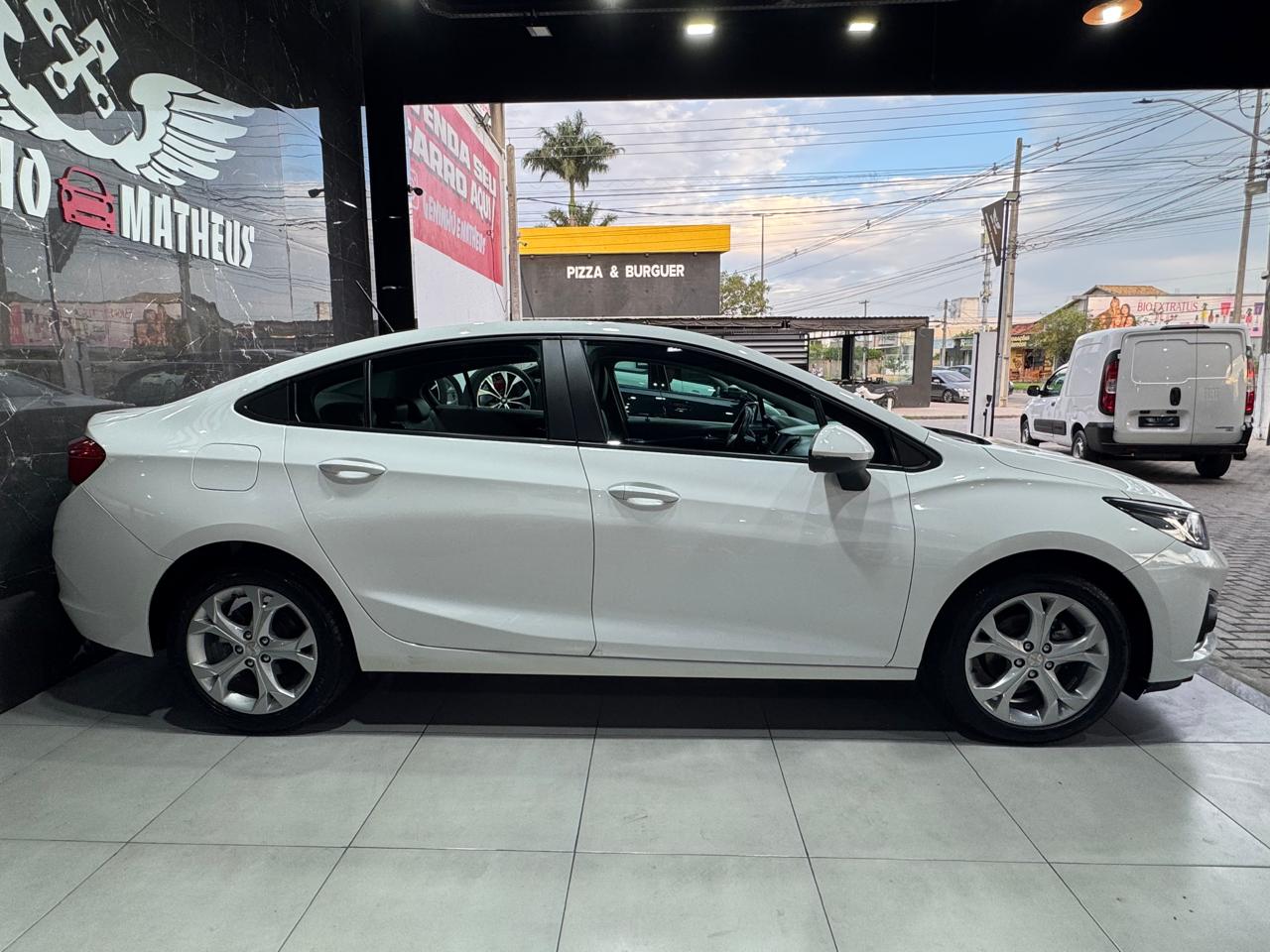 CHEVROLET CRUZE