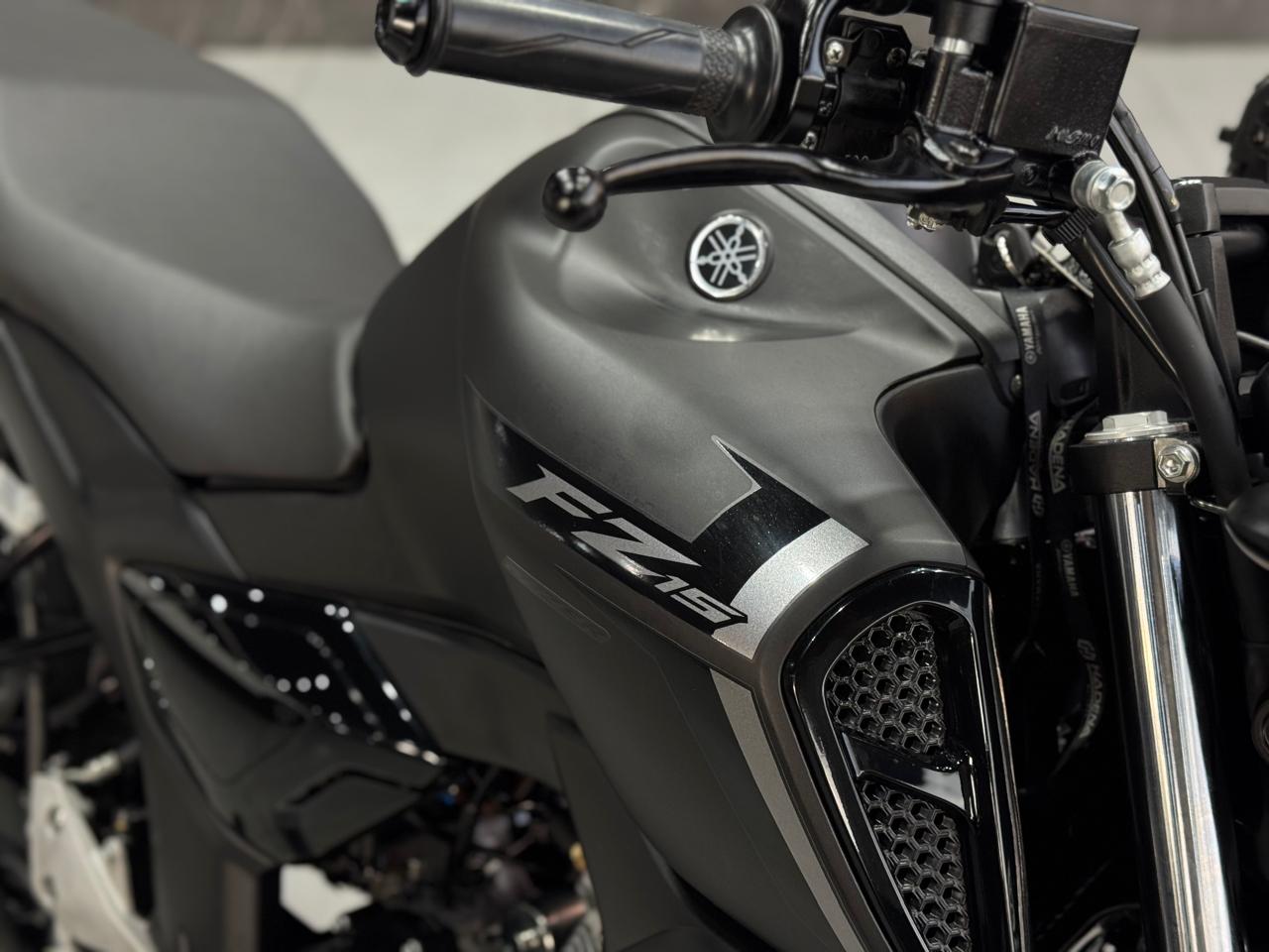 YAMAHA FZ15 FAZER ABS
