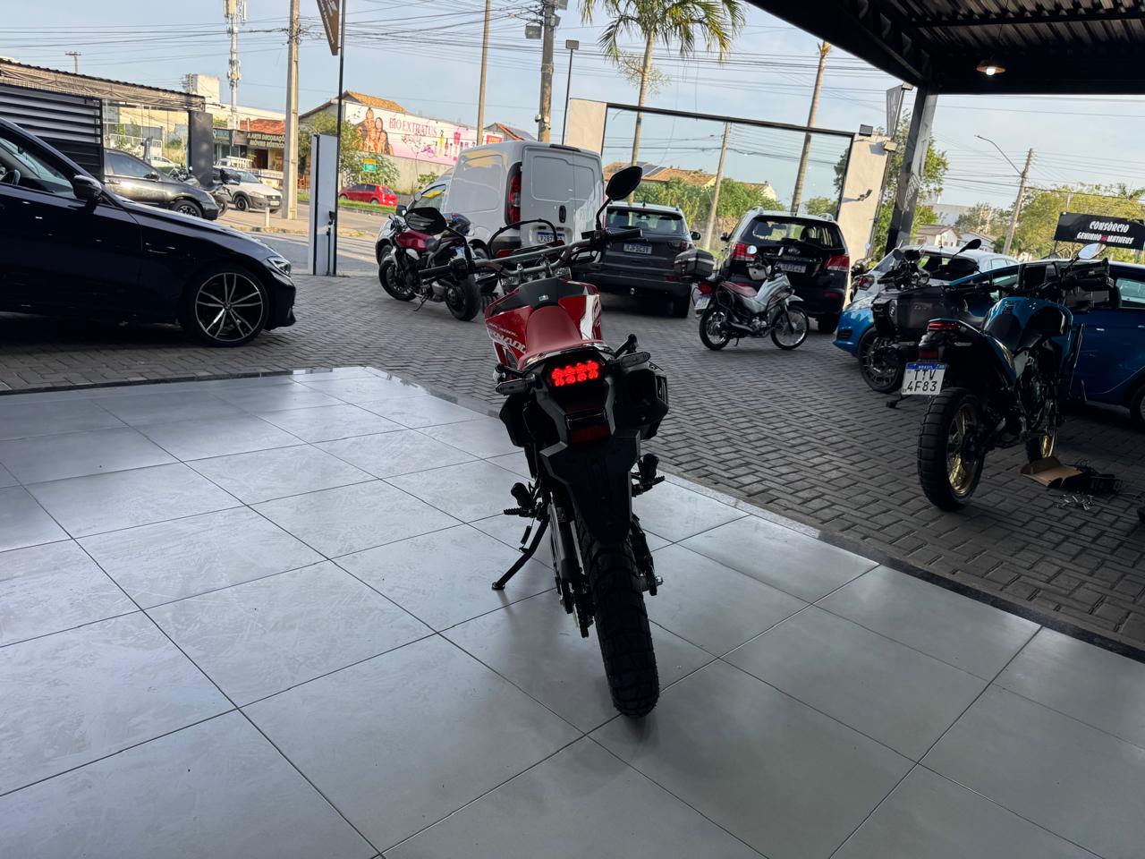 HONDA XR 300L TORNADO