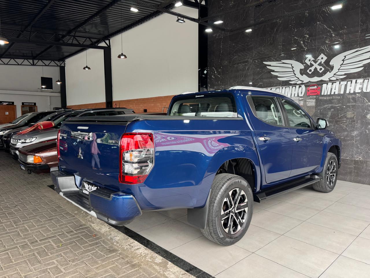 MITSUBISHI L200 TRITON