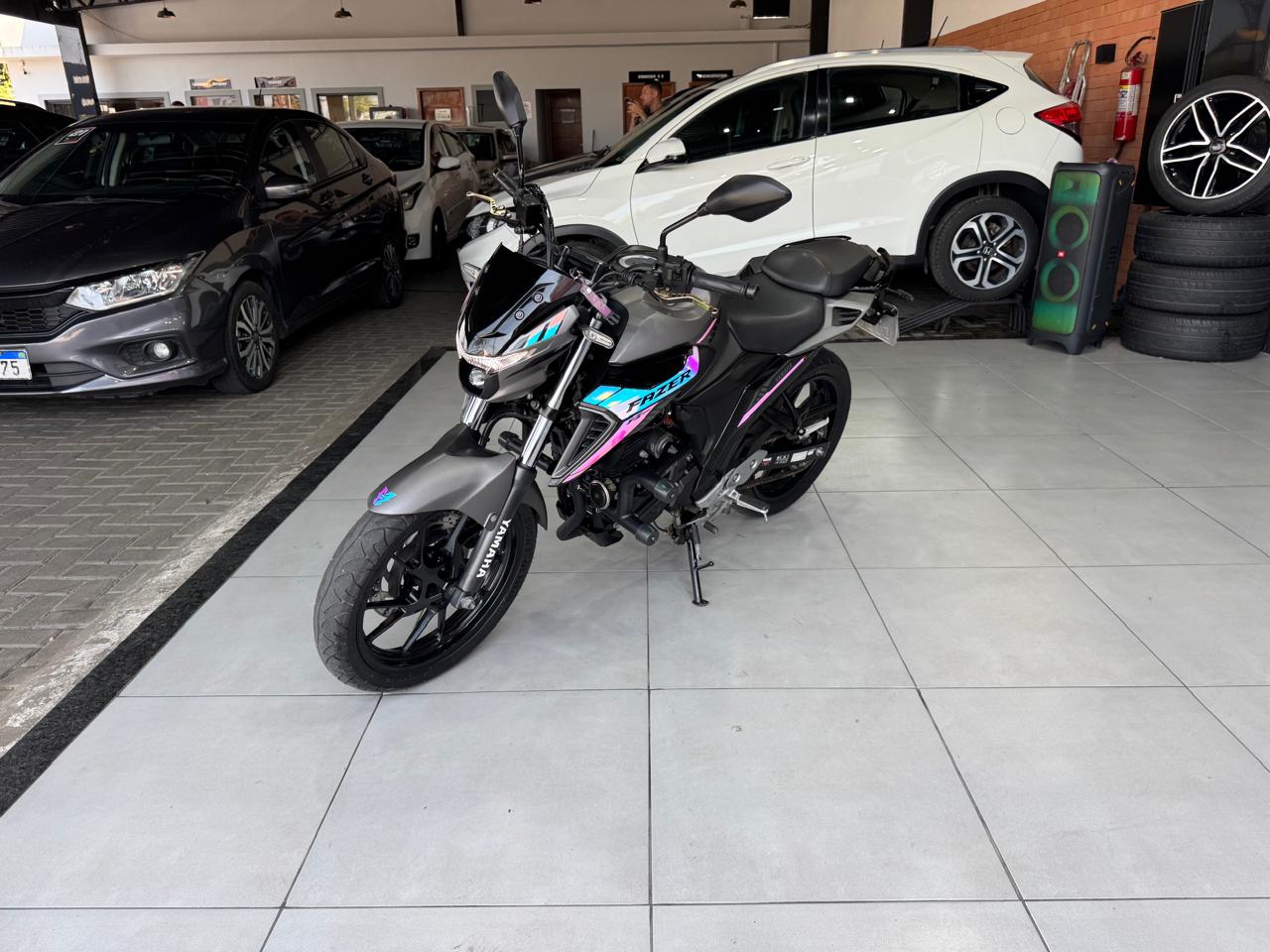 YAMAHA FZ25 FAZER ABS
