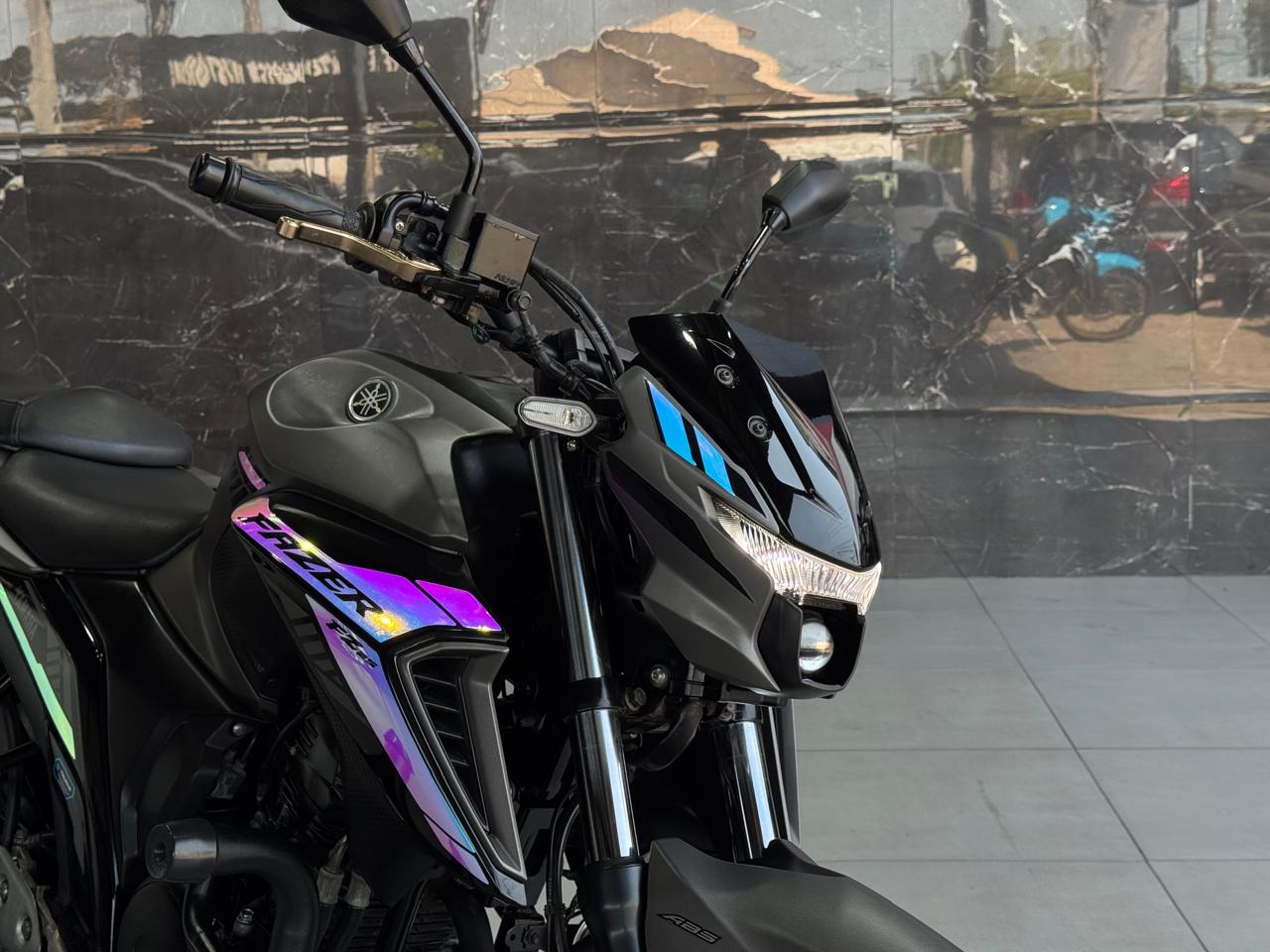 YAMAHA FZ25 FAZER ABS