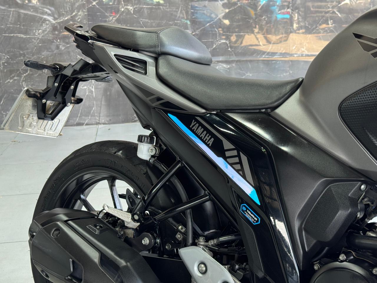 YAMAHA FZ25 FAZER ABS