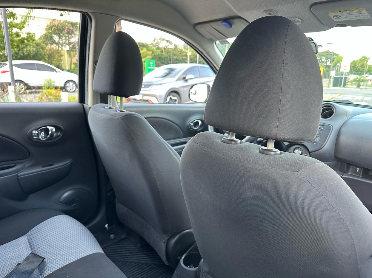 Car Image 7