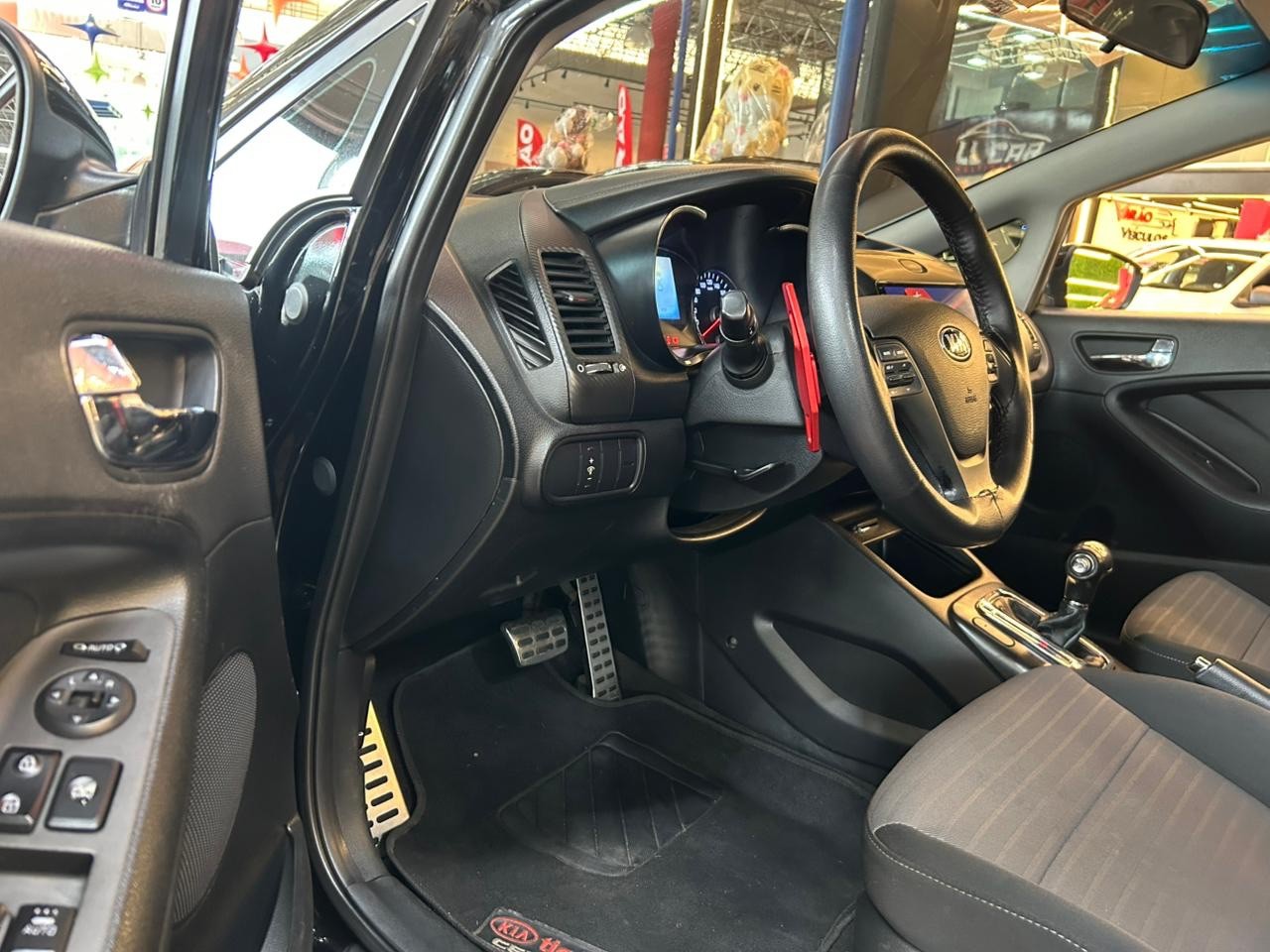 KIA CERATO 1.6 SX 16V