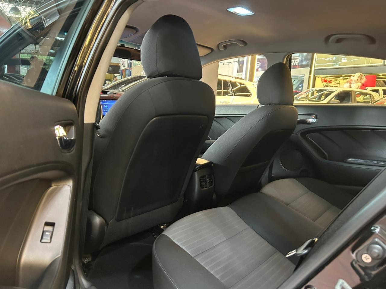 KIA CERATO 1.6 SX 16V