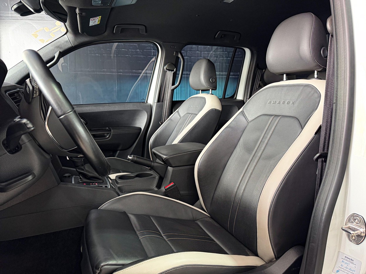 VOLKSWAGEN AMAROK