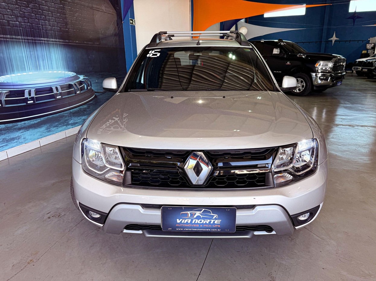 RENAULT DUSTER