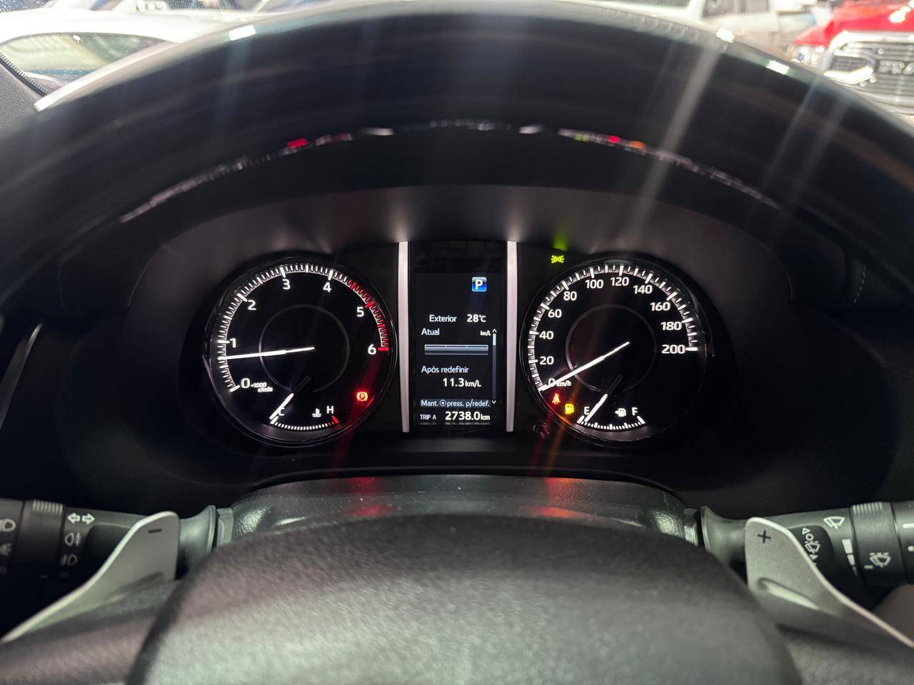 TOYOTA HILUX SW4