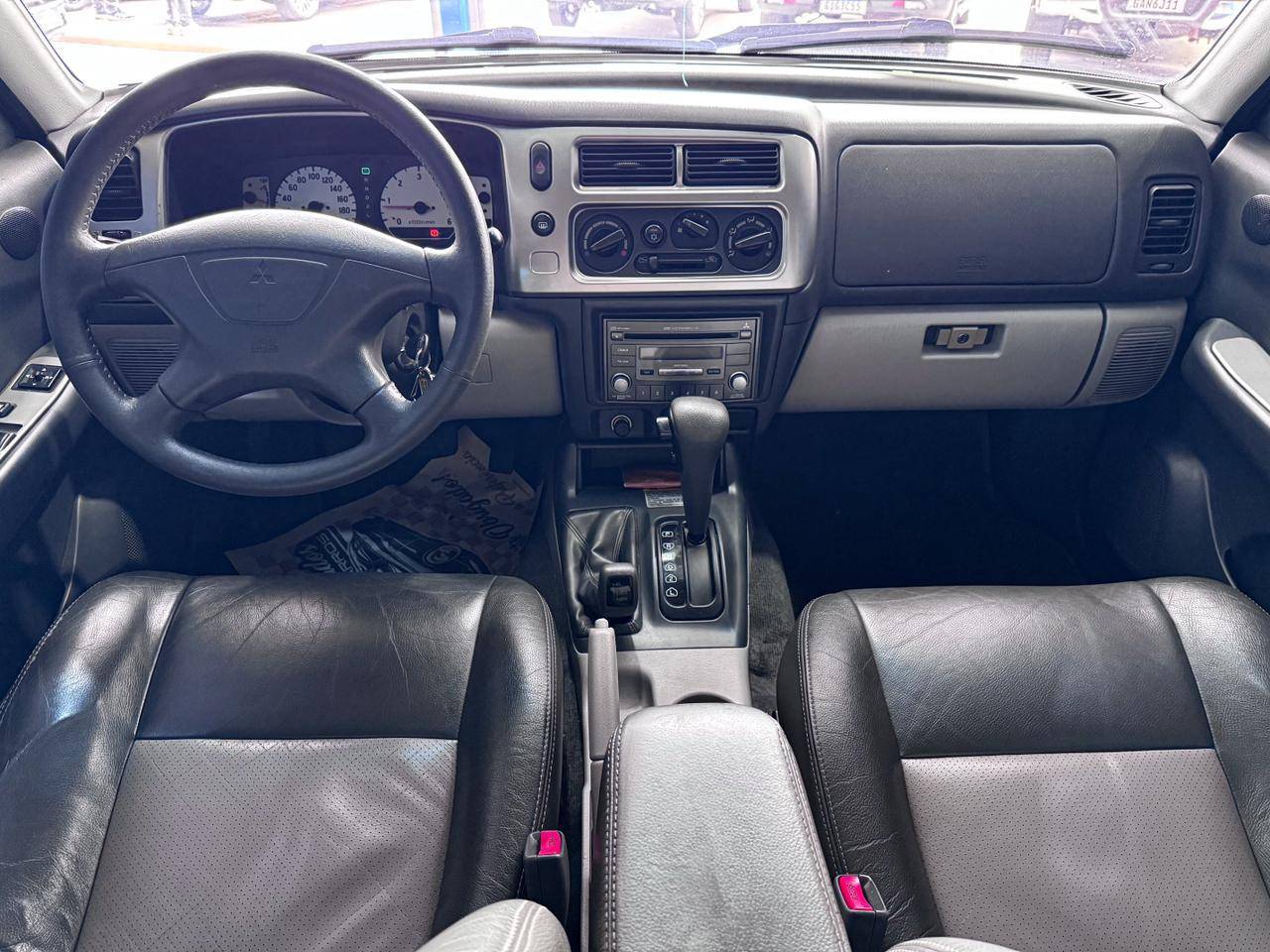 MITSUBISHI PAJERO SPORT