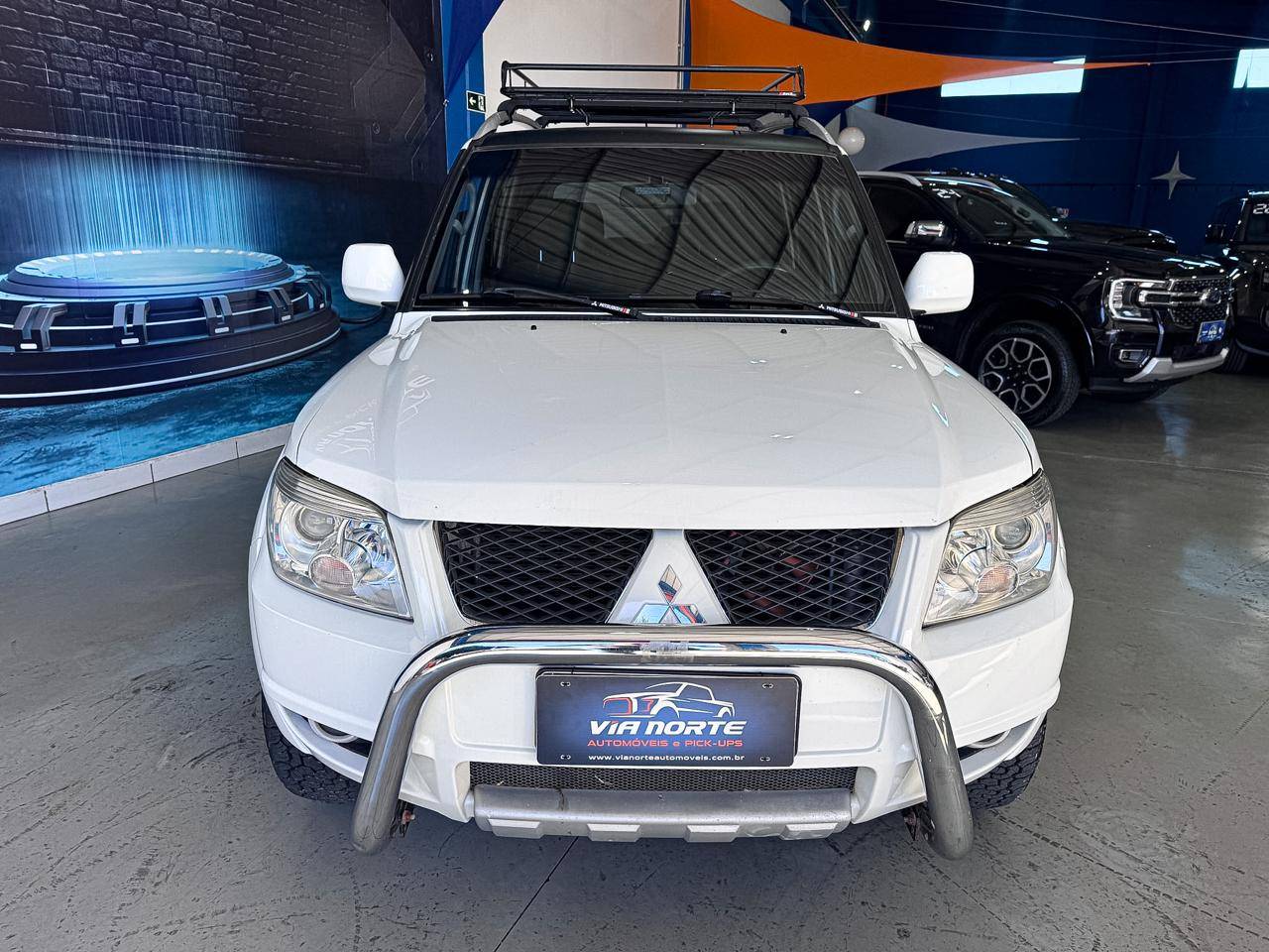 MITSUBISHI PAJERO TR4