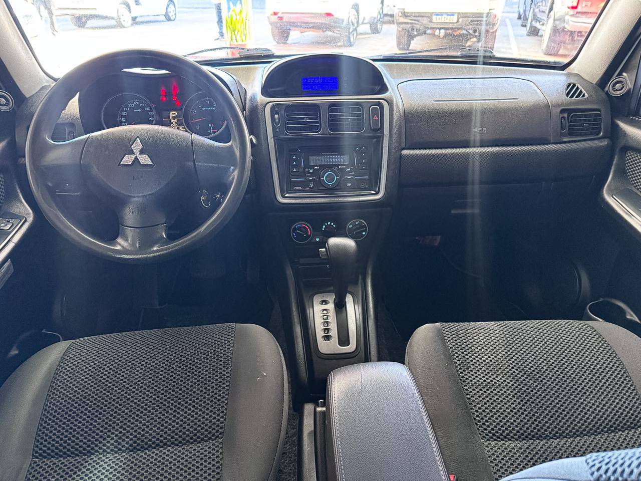 MITSUBISHI PAJERO TR4