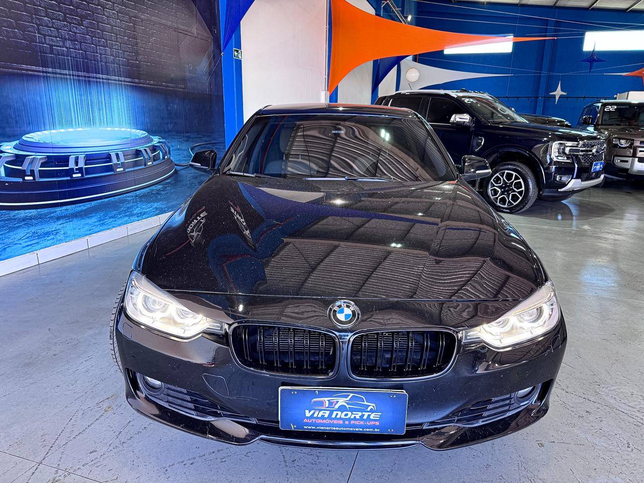 BMW 320i