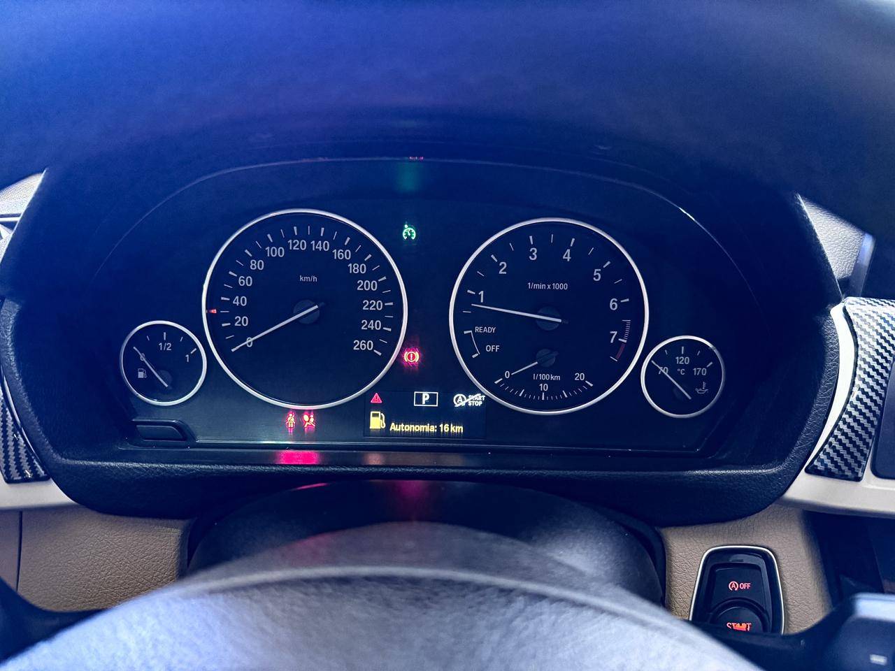 BMW 320i